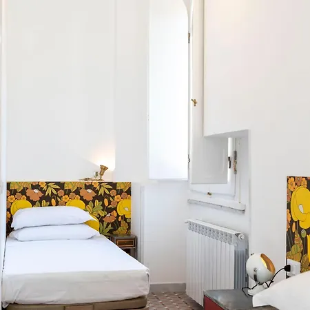 Trastevere Novecento * روما